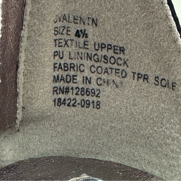 Steve Madden Black Heels with Accents Big Girls Size 4.5 - Picture 14 of 14